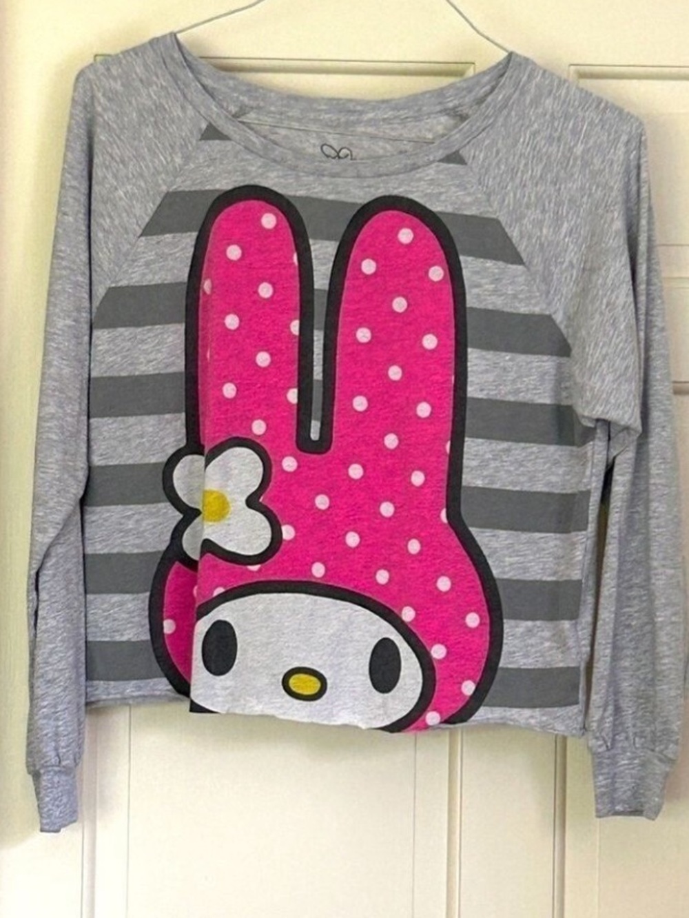 Hello Kitty Sanrio Roll Hem Long Sleeve Top Gray Stripe Pink Size Medium